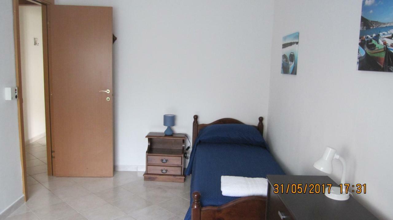 La Sterlizia Apartment มอนเดลโล ภายนอก รูปภาพ