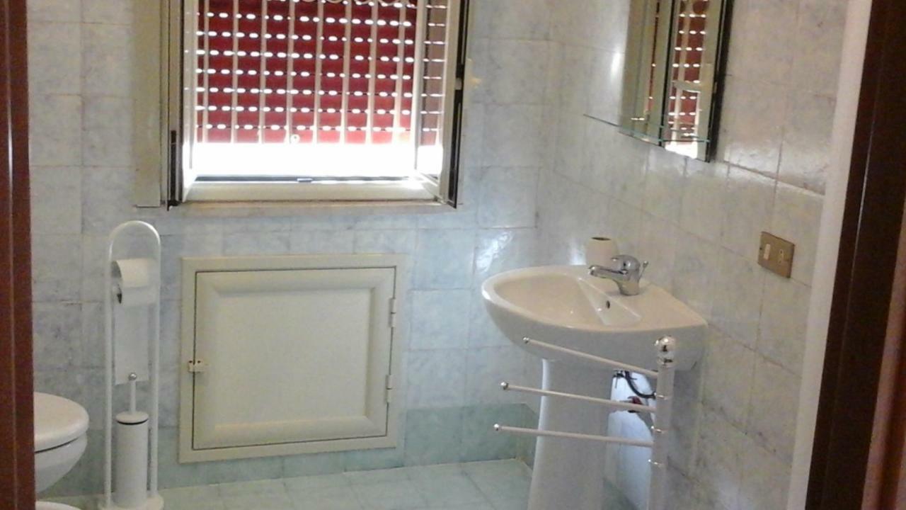 La Sterlizia Apartment มอนเดลโล ภายนอก รูปภาพ