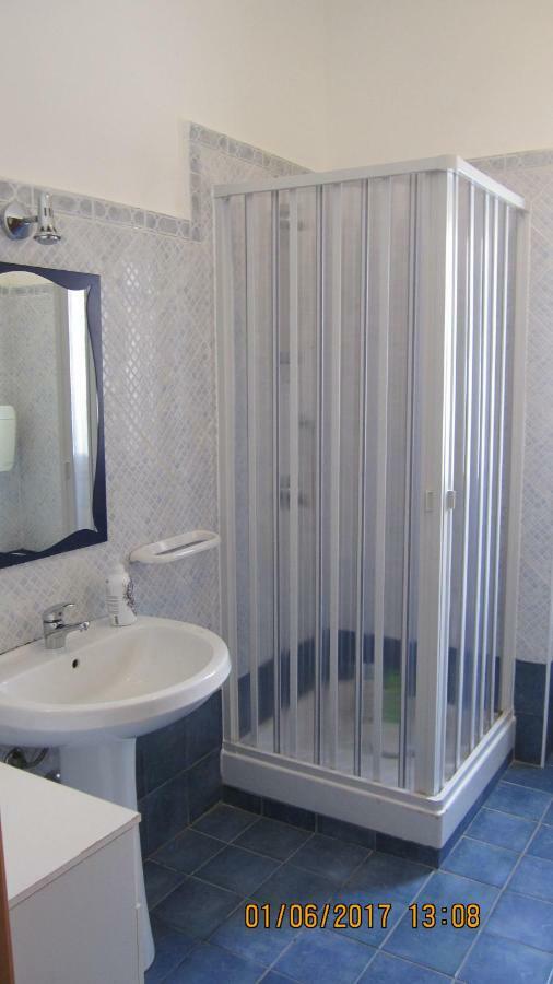La Sterlizia Apartment มอนเดลโล ภายนอก รูปภาพ