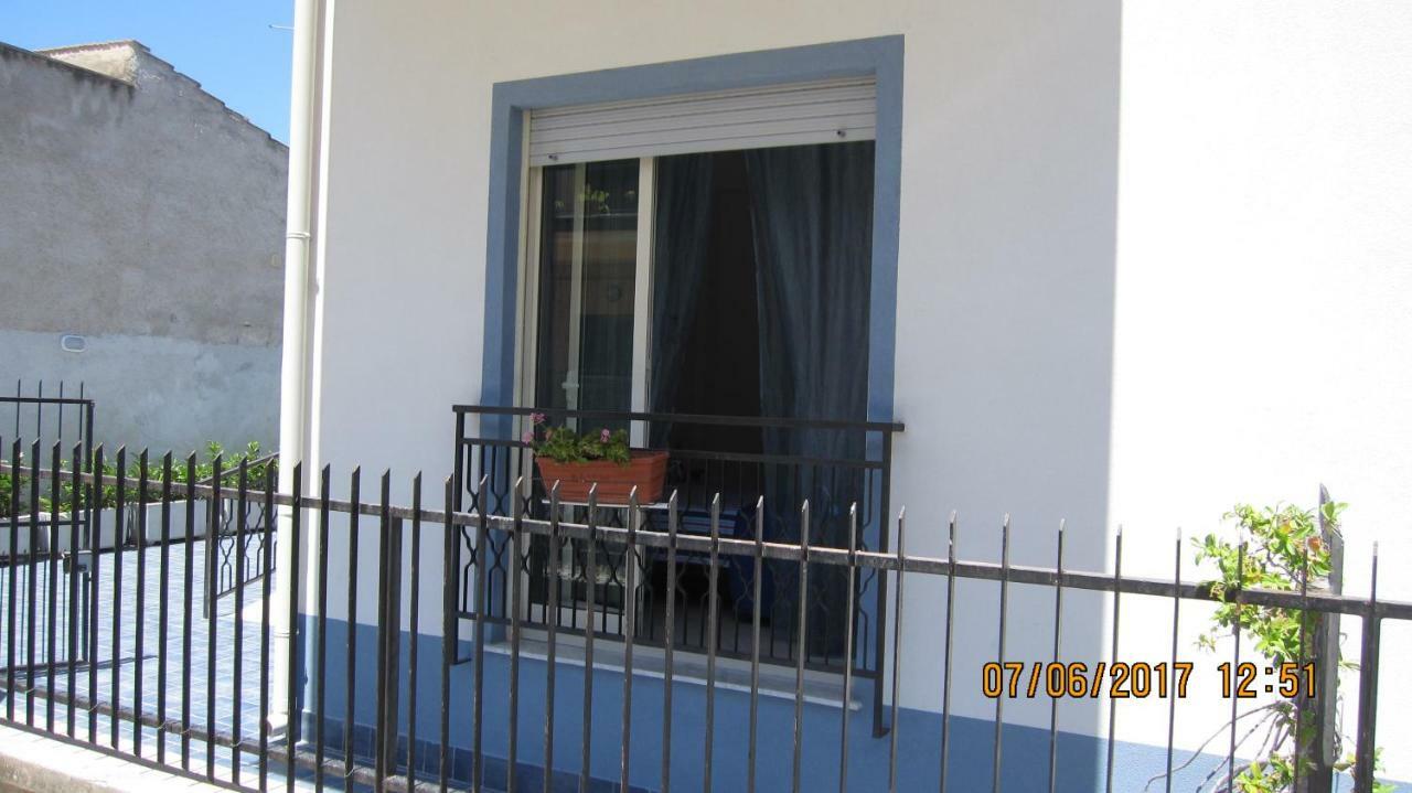 La Sterlizia Apartment มอนเดลโล ภายนอก รูปภาพ
